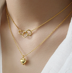 Model wearingDouble Circles Heart Love 925 Sterling Silver Necklace Gold plated