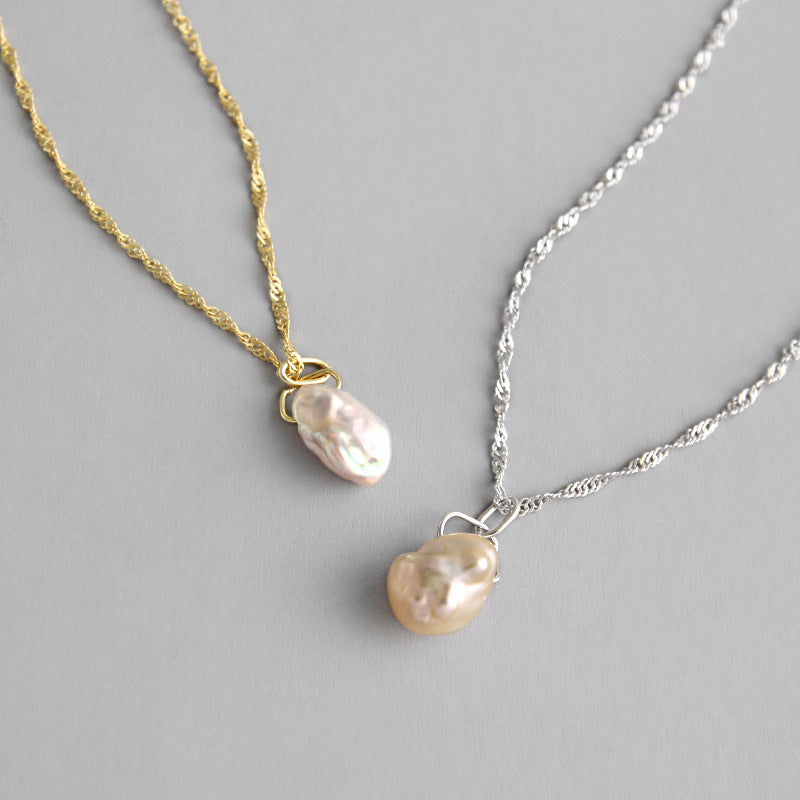 Closeup Natural Irregular Pearl 925 Sterling Silver Necklace Silver & gold plated