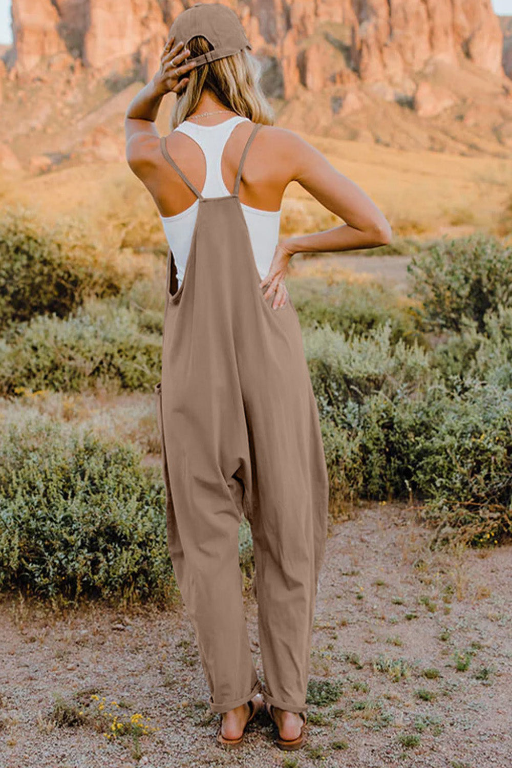 Women's V-Neck Sleeveless Jumpsuit with Pocket