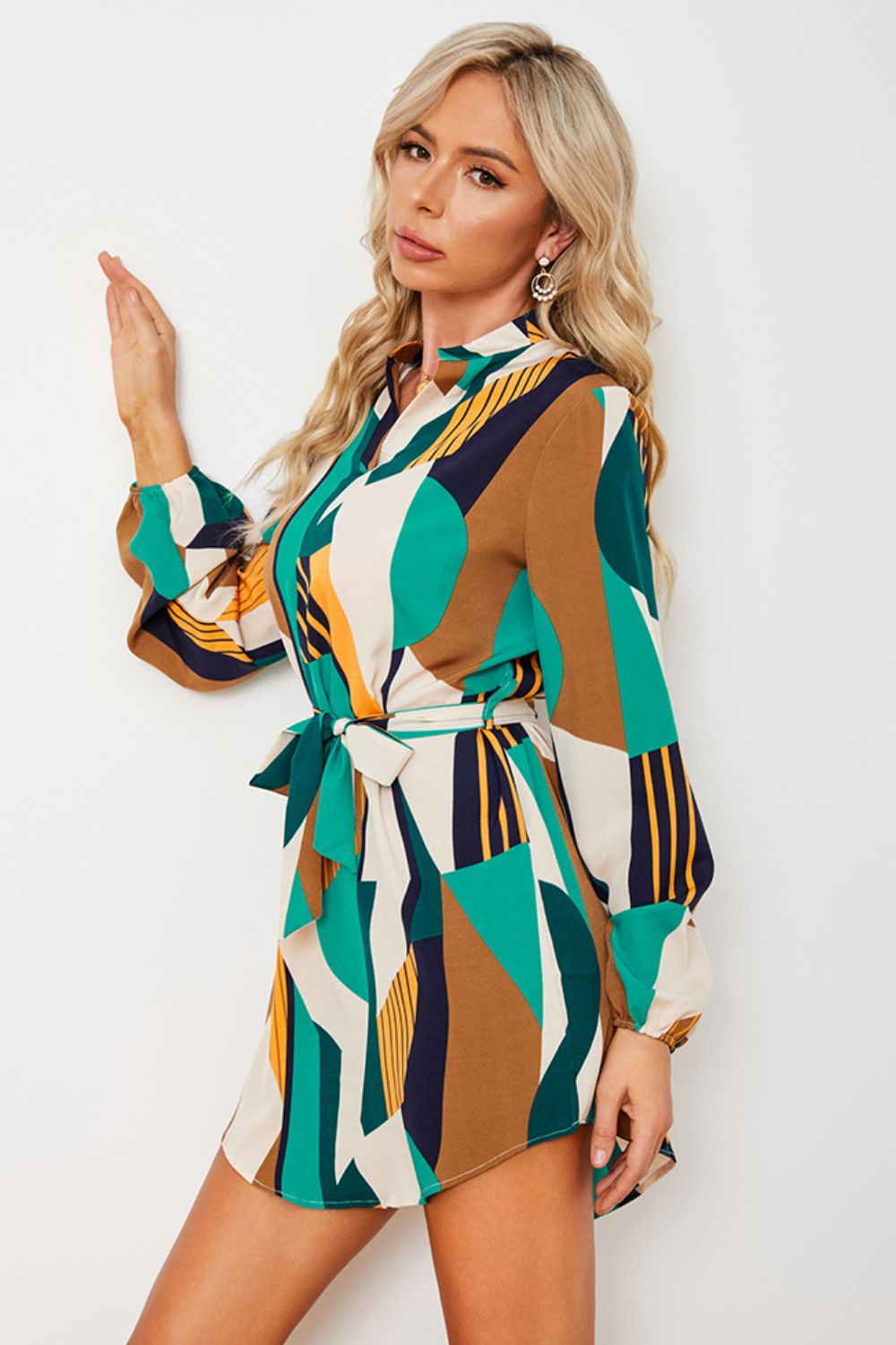 Women's Geometric Multi-Color Curved Hem skirt