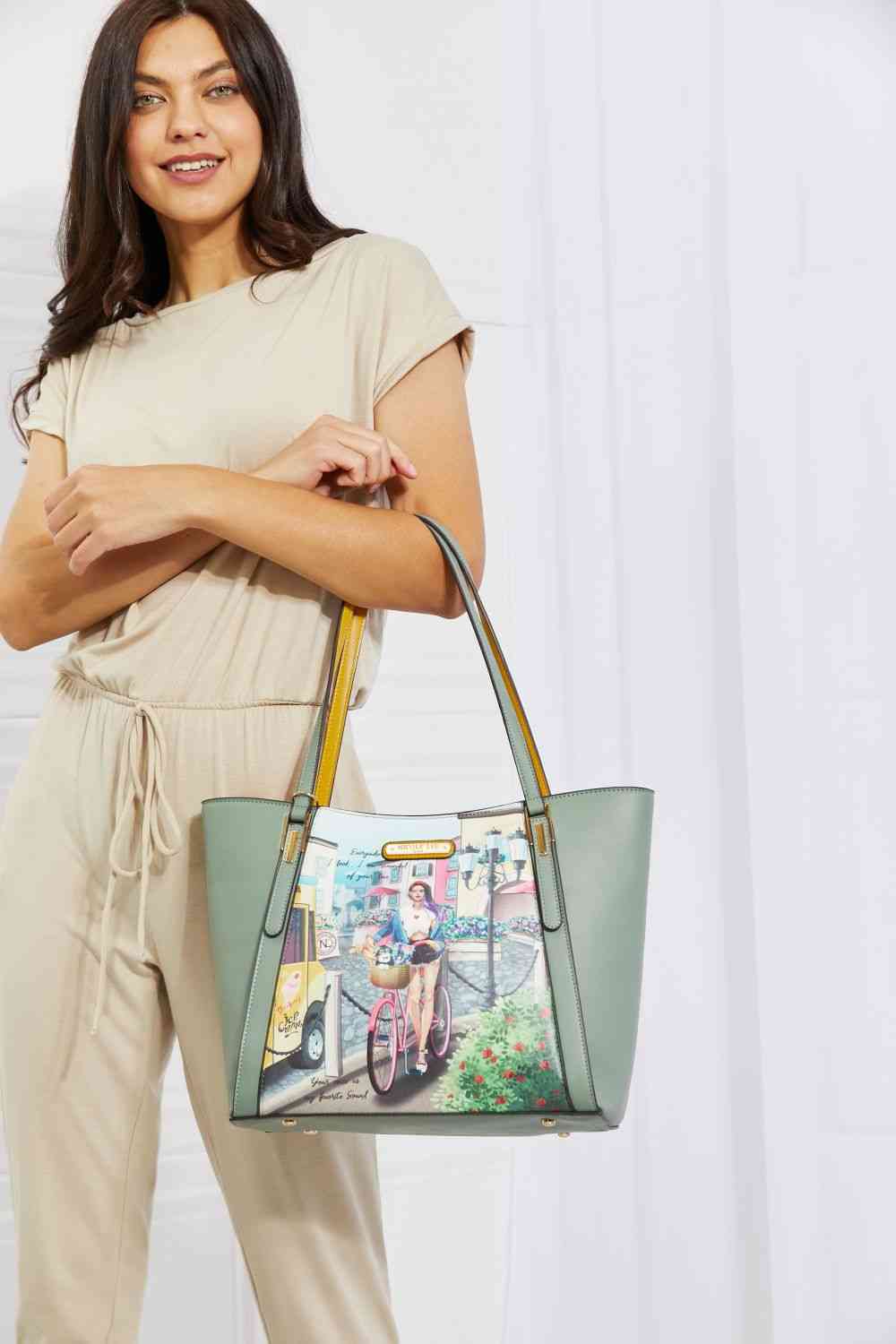 Around The World Ladies Handbag Set
