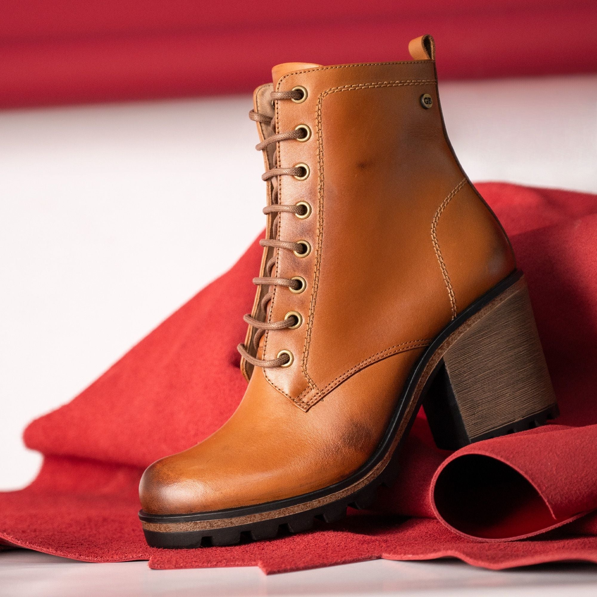 Fashionable Footwear for Women