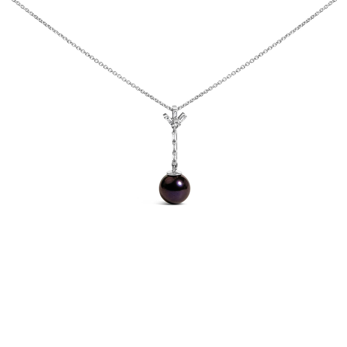 Unveil the Ocean's Mystery: .925 Sterling Silver Pearl Pendant