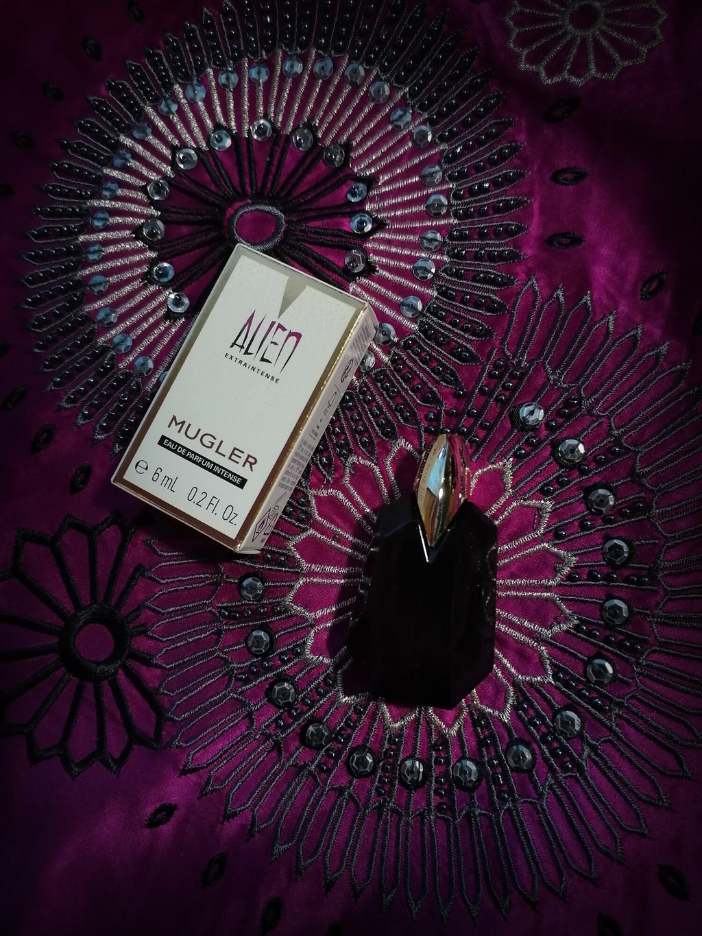 Thierry Mugler Alien Extraintense: Cosmic Power, Unmatched Intensity
