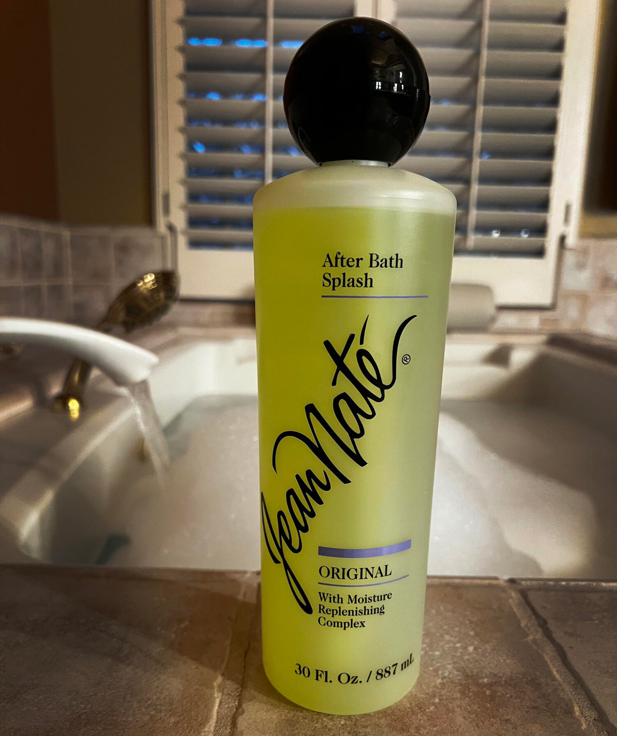 Revlon Jean Nate: Timeless Feminine Elegance After Bath Splash