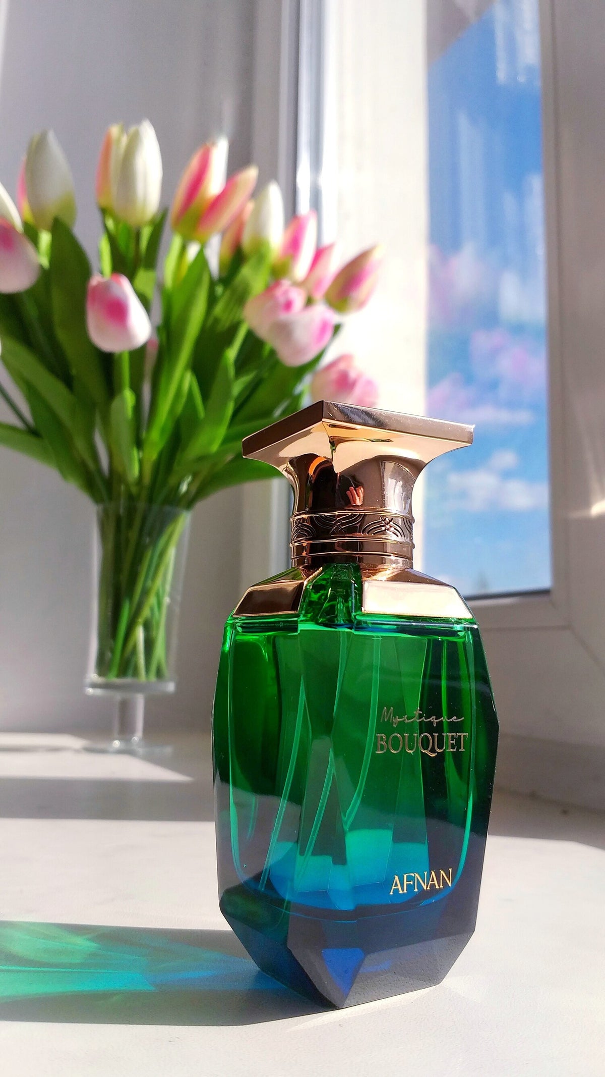 Afnan Mystique Bouquet: Enchanting Floral Luxury