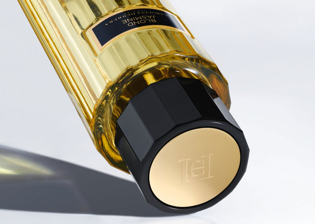 CH Blond Jasmine: Radiant, Unisex Elegance"