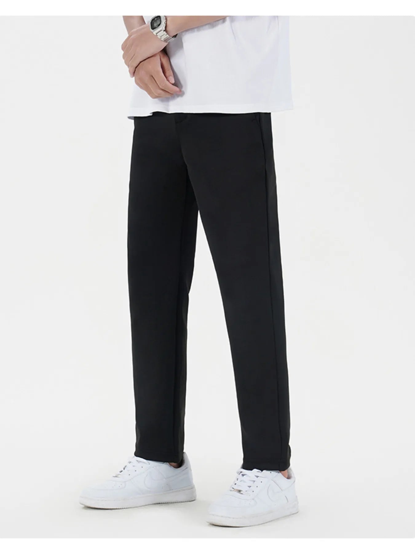 Men's Black Relaxed Fit Casual Trousers