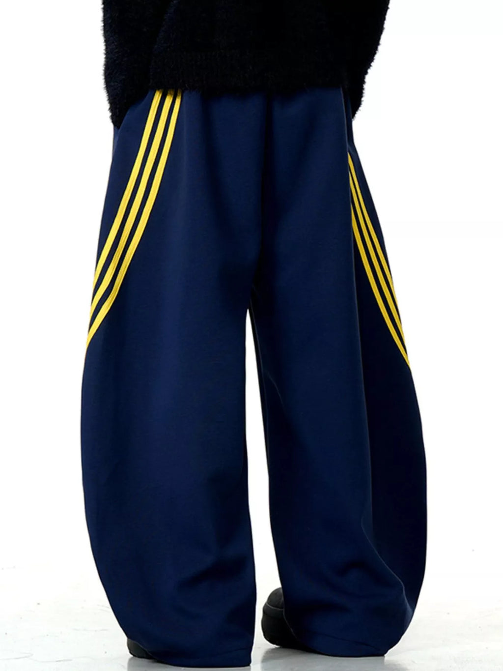 Men's navy blue Baggy Wide-Leg yellow Striped Joggers back view