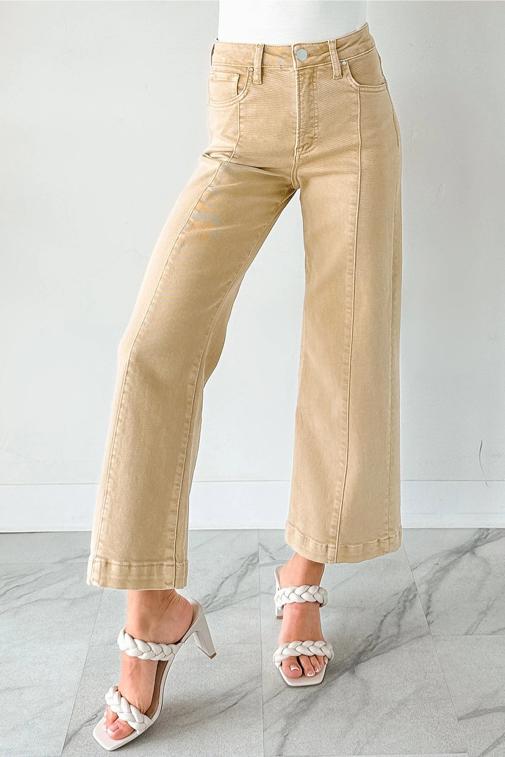 Women's Center Seam Cropped Jeans
