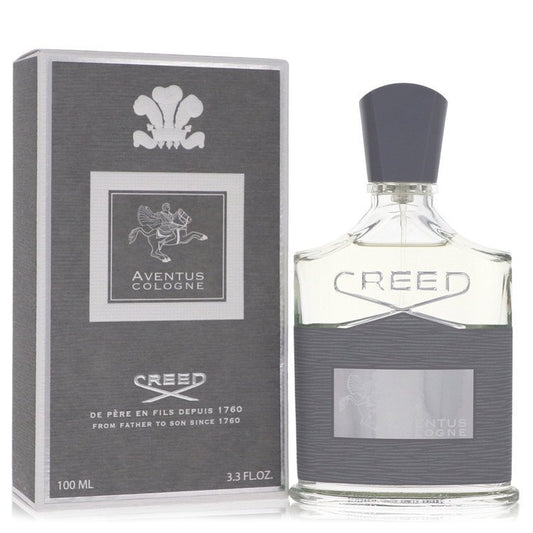 Aventus Cologne by Creed: A Scent of Unparalleled Sophistication and Masculinity. Creed, Aventus Cologne is a celebration of strength, power, and success. The top notes of Aventus Cologne are a refreshing burst of zesty bergamot, juicy apple, and blackcurrant, creating a fruity and invigorating opening. As the fragrance settles, the heart notes of rose, jasmine, and patchouli add a touch of floral elegance, while the base notes of musk, oakmoss, and vanilla provide a warm and sensual finish.