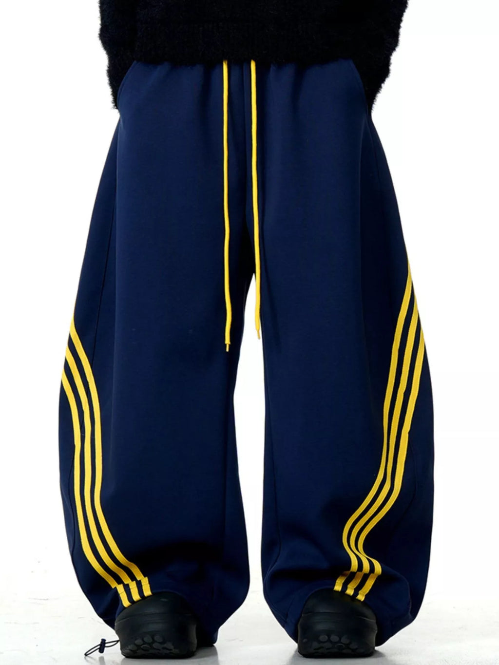 Men's navy blue Baggy Wide-Leg yellow Striped Joggers front view