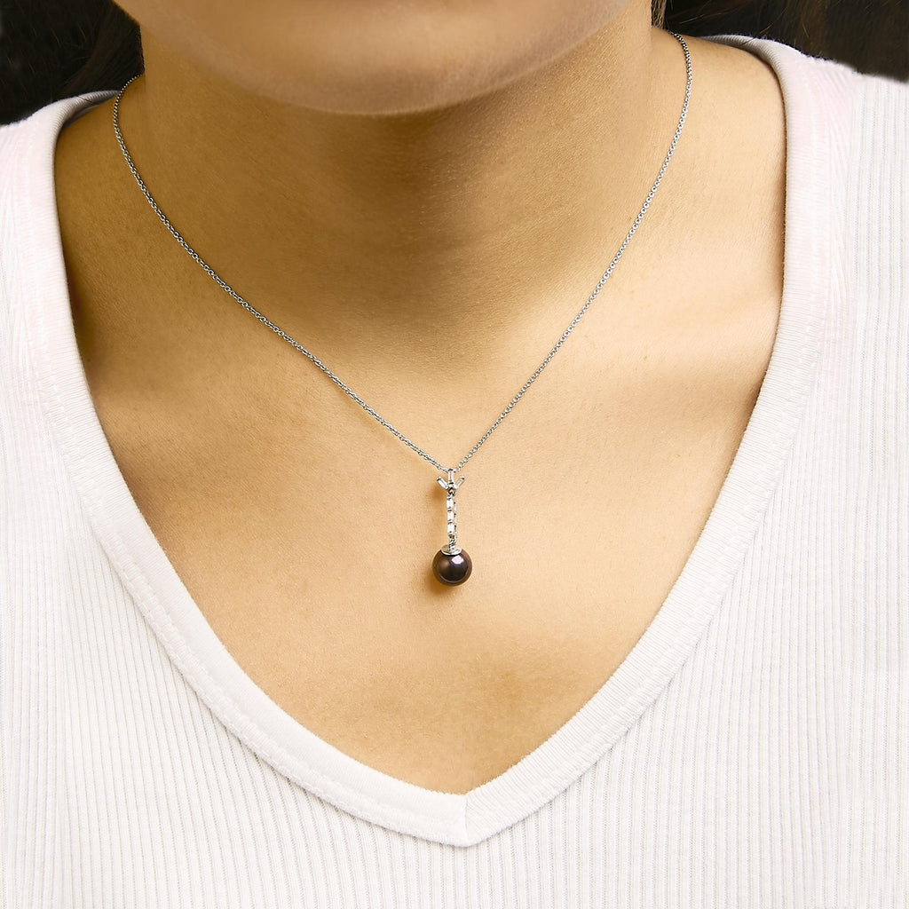 Unveil the Ocean's Mystery: .925 Sterling Silver Pearl Pendant