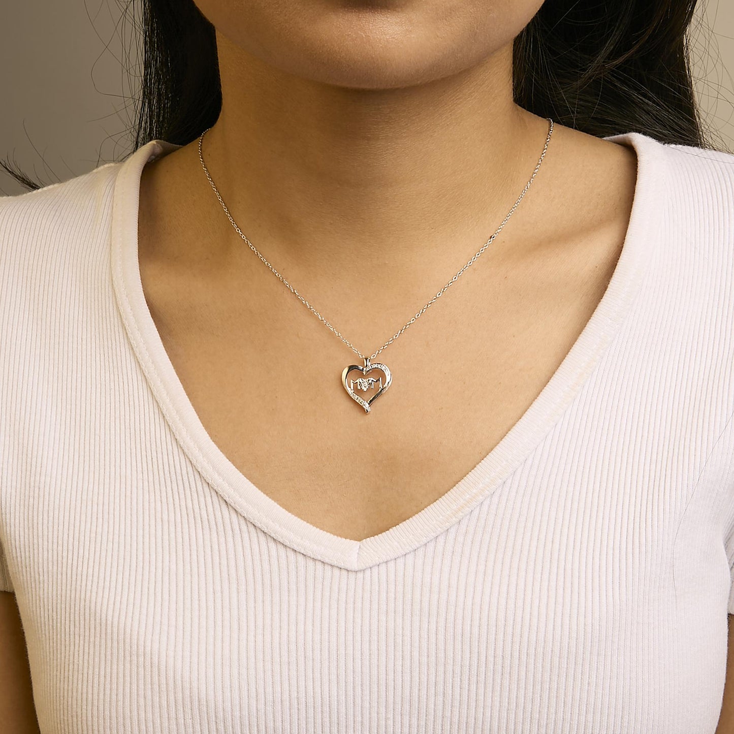 .925 Sterling Silver Diamond Accent MOM with Heart Pendant Necklace (J-K Color, I2-I3 Clarity) - 18 Inches