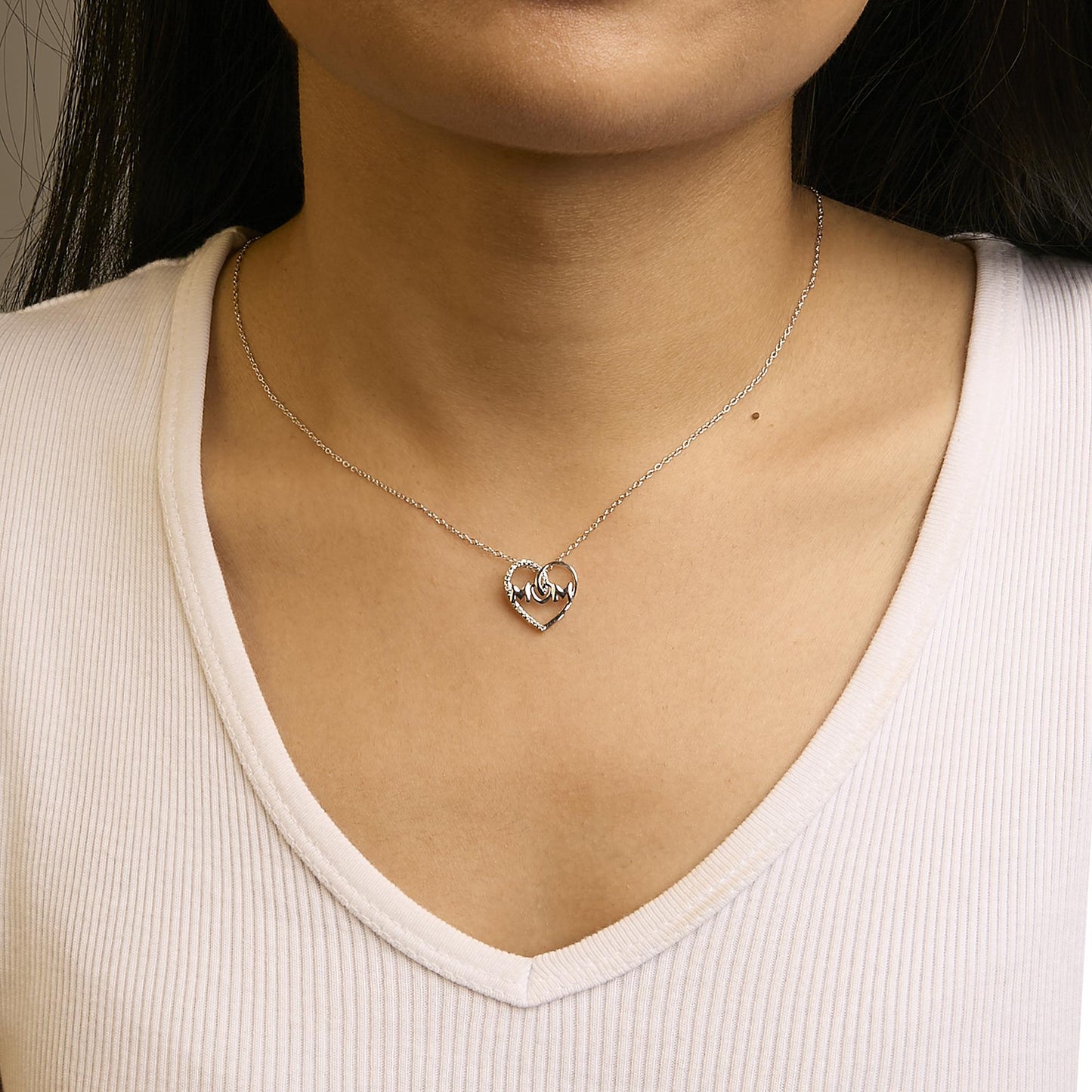 .925 Sterling Silver Diamond Accent MOM Heart Pendant Necklace (J-K Color, I2-I3 Clarity) - 18 Inches