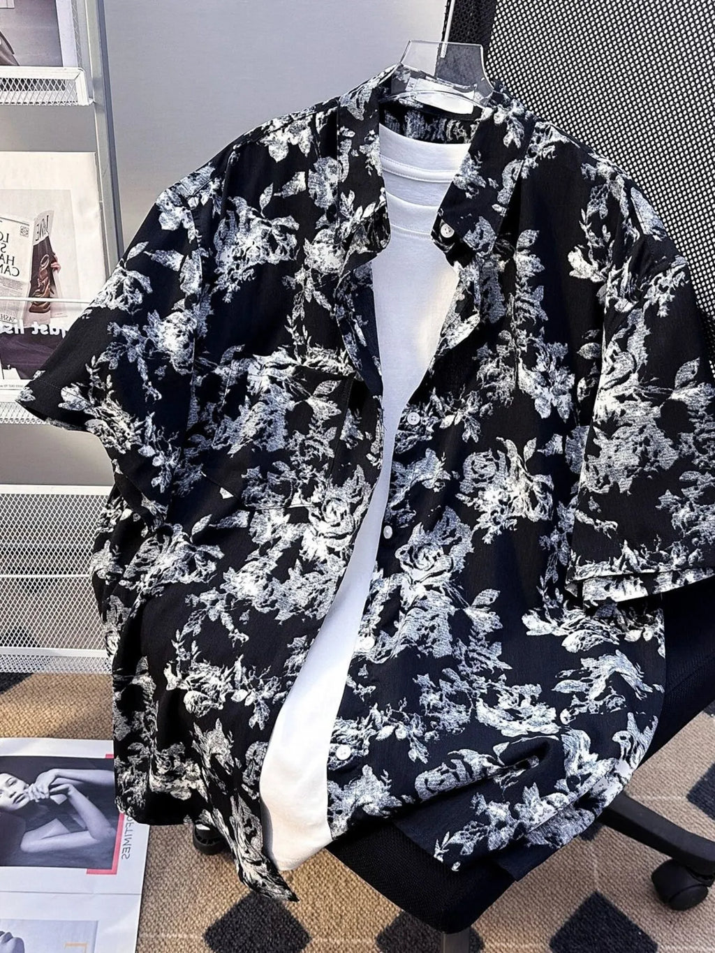 Men's Flower Printed Button Up black Short Sleeve Shirt