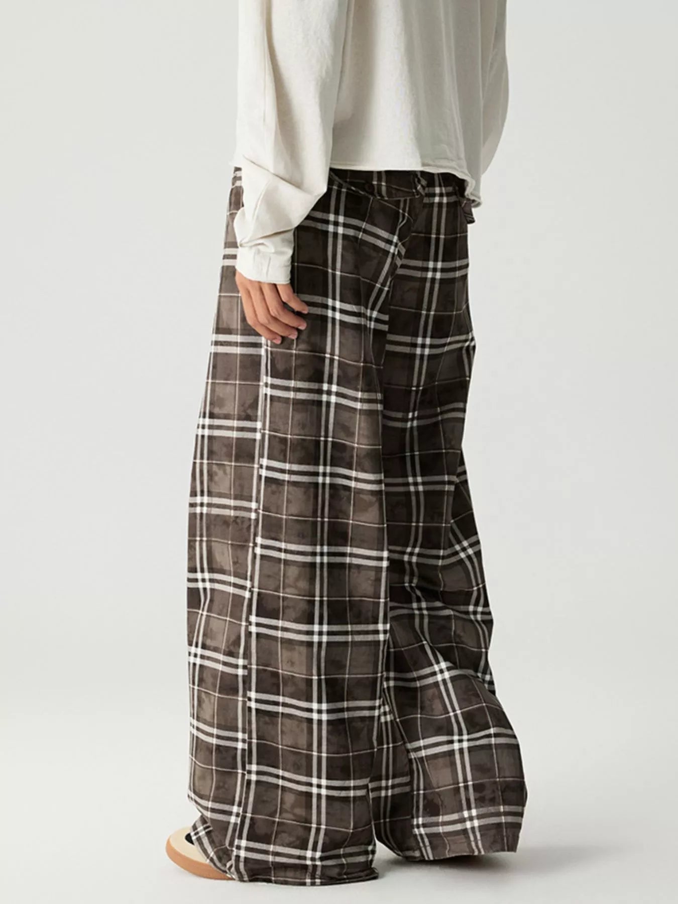 Men's Coffee Casual Relaxed Plaid Wide Leg Pants back view