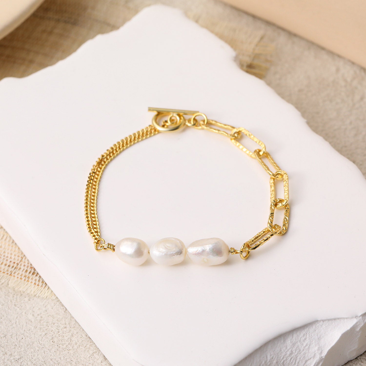 Detailed view Baroque Inspired Natural Pearl 925 Sterling Silver Chain Bracelet gold plated