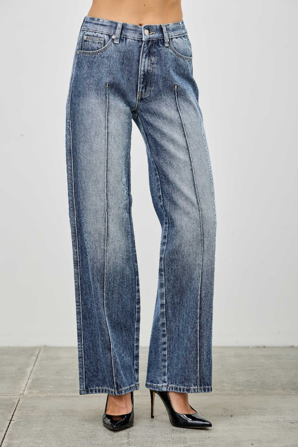 Pintuck Blue jeans front view