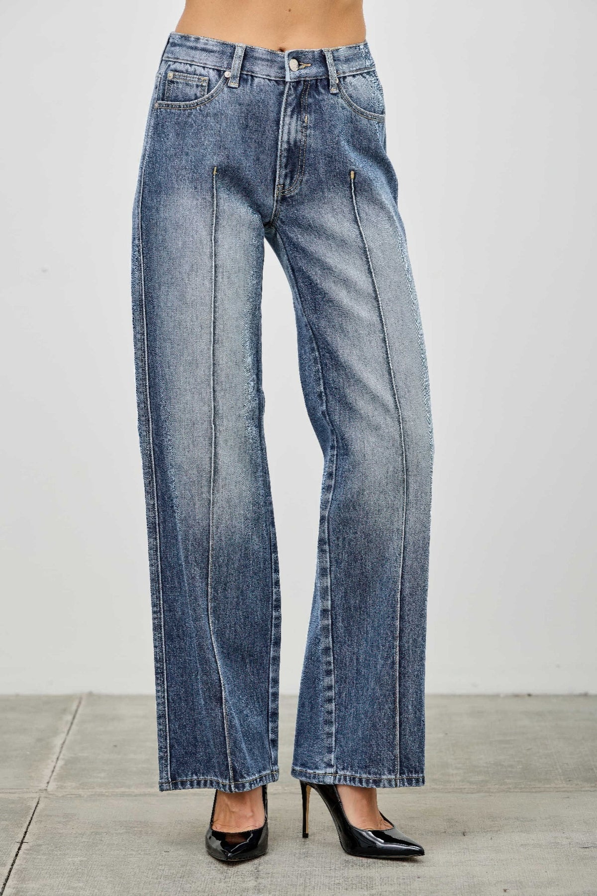 Pintuck Blue jeans front view
