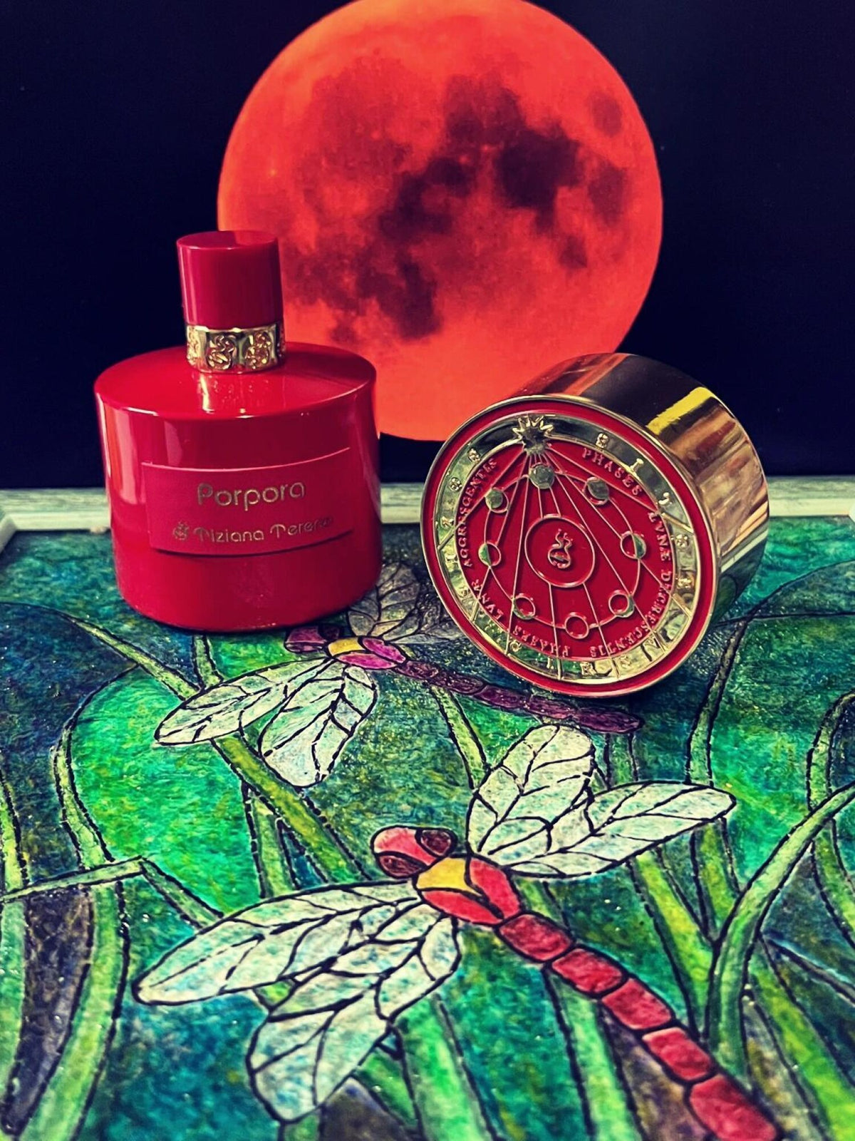 Tiziana Terenzi Porpora: Royal Velvet & Floral Majesty