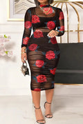 This sexy ladies print patchwork see-through O neck pencil skirt makes a sizzling statement! Show off your curves with this figure-enhancing and fashion-forward skirt that will keep all eyes on you. Perfect for a night out or even a day at the office! Get ready to turn some heads!