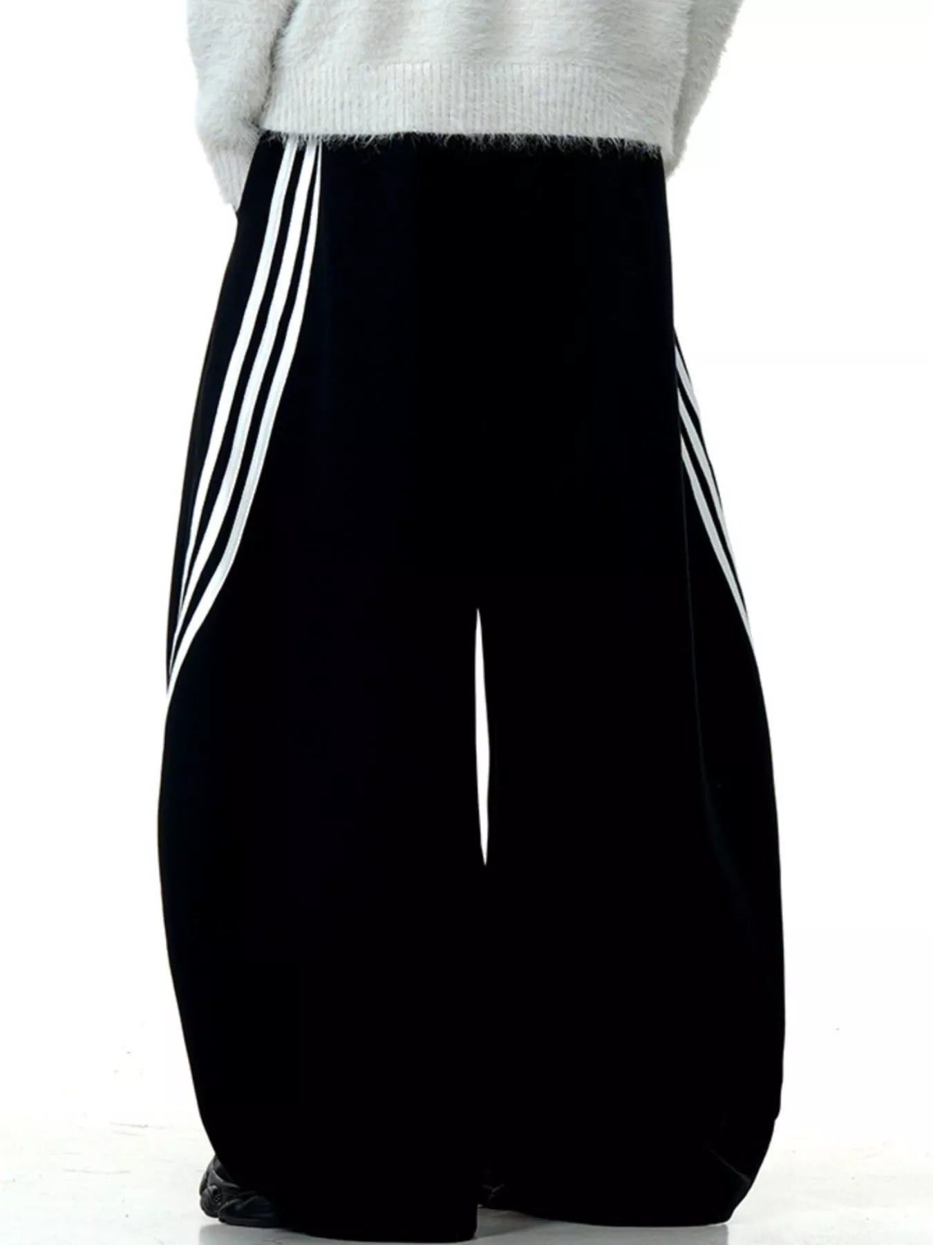 Men's black Baggy Wide-Leg white Striped Joggers back view