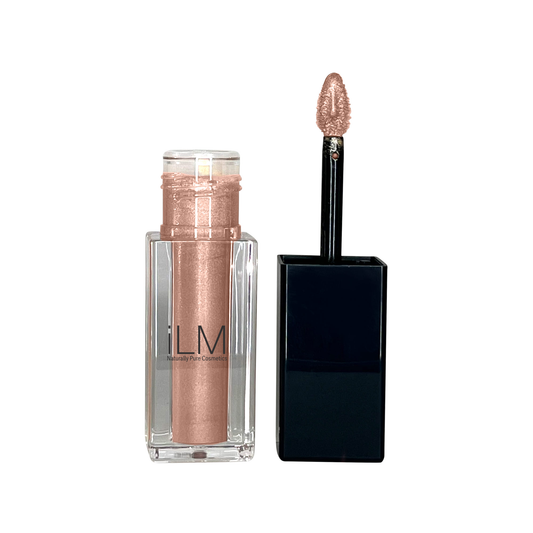 Get ready for an irresistible glow with iLM Cosmetic Liquid Highlighter. This weightless, concentrated formula comes in two tones to add a halo effect to your cheeks. With the doe-shaped applicator, lightly dab onto cheekbones and cupid's bow for a stunning, defined look. 